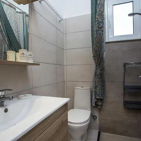 Celini Beach House, Kiotari